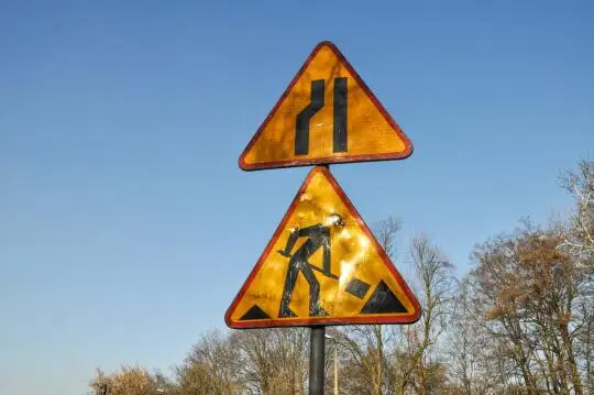 Uwaga kierowcy! Ruszył remont ul. Emaus w Krakowie – zmiany w ruchu