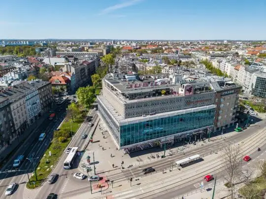 Remont zatoki autobusowej przy „Jubilacie” – zmiany dla pasażerów