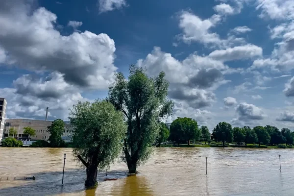 Ostrzeżenie hydrologiczne dla Małopolski – gwałtowne wzrosty stanów wody