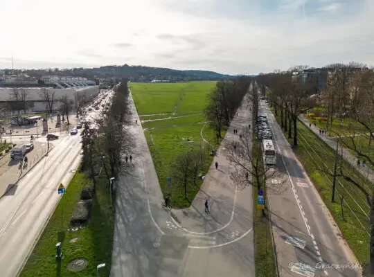 Czasowe wyłączenie miejsc postojowych na Al. 3 Maja w Krakowie od 22 lipca