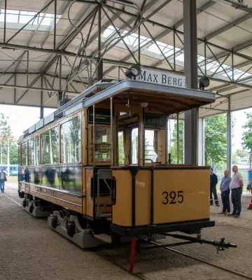 Zabytkowy wrocławski tramwaj Maximum wyjedzie na krakowską linię 0