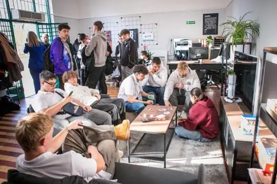 Sierpień w Krakowie: bezpłatne warsztaty i zajęcia w Pracowniach Młodych