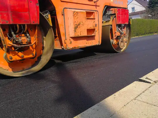 Płaszów: nocne prace drogowe na skrzyżowaniu ul. Brandla i Obrońców Modlina