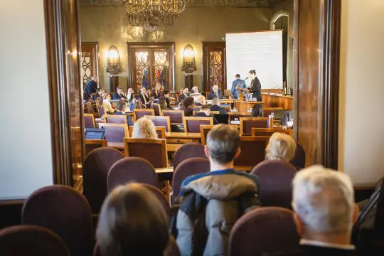 Sesja Rady Miasta Krakowa: rekrutacja, budżet i plany miejscowe