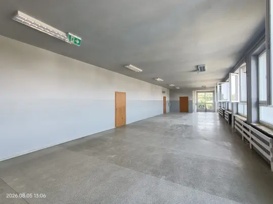 Wakacyjne remonty w krakowskich szkołach – blisko 300 budynków gotowych na wrzesień