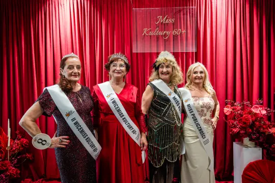 Miss Kultury 60+ w Krakowie: koronę zdobyła Urszula Mars