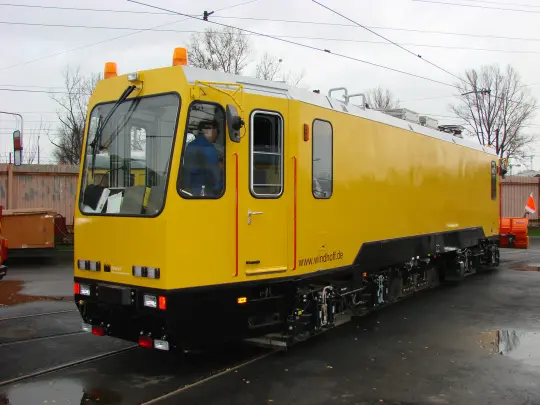 Kraków kupuje szlifierkę do torów tramwajowych – producenci składają oferty