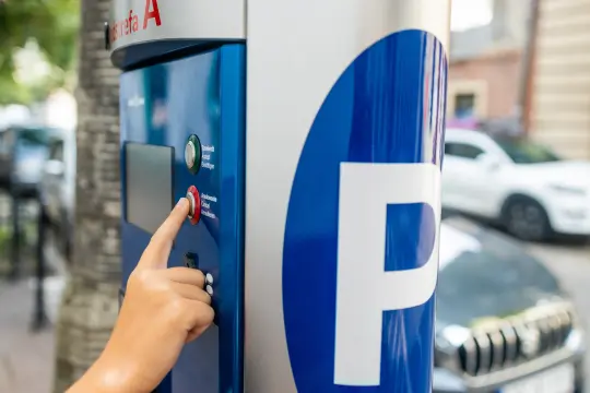 Ostrzeżenie: fałszywe kody QR na krakowskich parkomatach