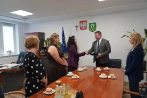 Wójt Gminy Zielonki nagrodził nauczycielki z Bibic