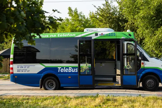 Nowy przystanek „Grochowa” na ul. Grochowej – zmiany dla pasażerów linii 127 i TeleBusa