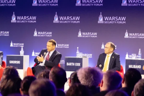 Sikorski na Warsaw Security Forum: Europa potrzebuje siły, by bronić swoich wartości